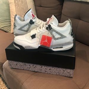 Jordan 4 White Cement